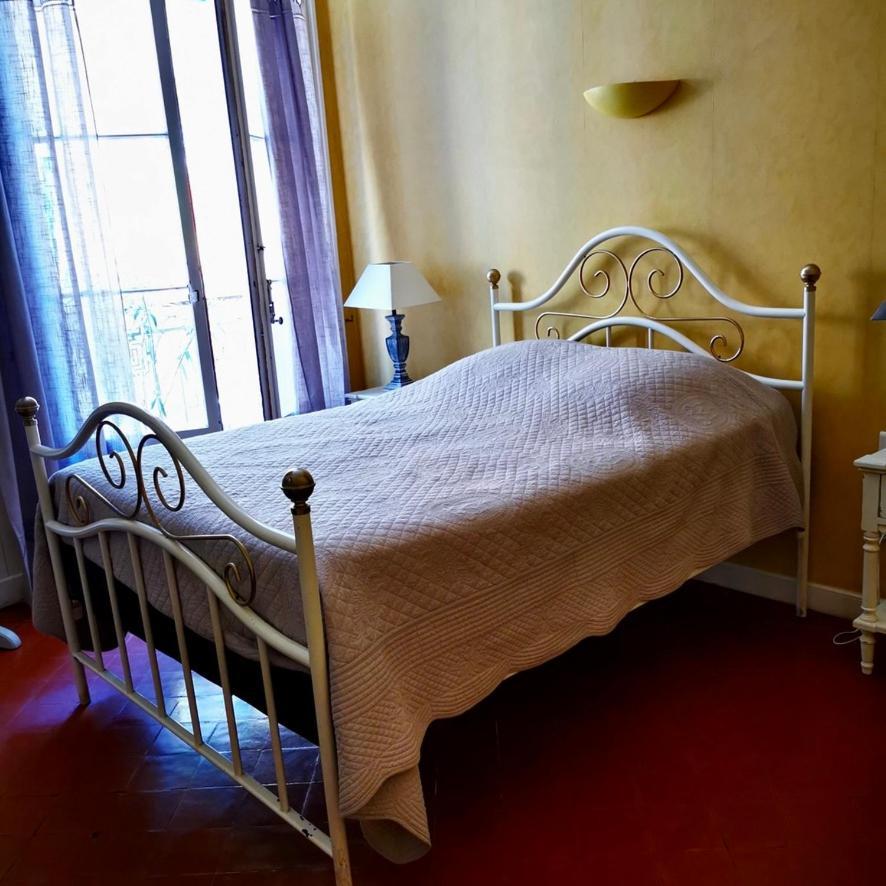 Chez Patrice et Yuri Julien Bed & Breakfast Béziers Exterior foto